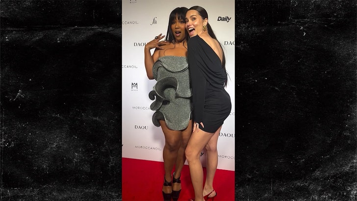 lizzo-adriana-lima-kal-04-25-2025