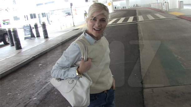 042825_selma_blair_kal