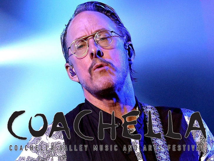 scott shriner performing coachella main gettyt