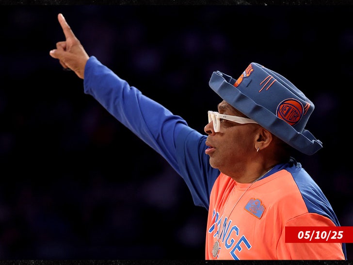 spike lee knicks sub getty swipe
